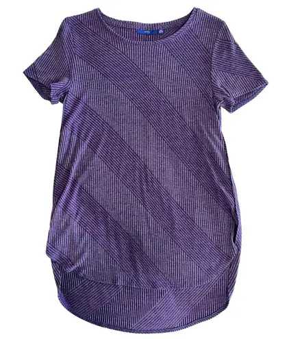 Apt. 9  Tunic Tee Womens XS Purple Short Sleeve Stretch Side Slits Textured