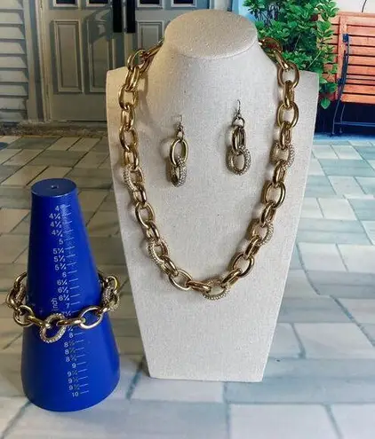 Coldwater Creek 0112 Gold & Pave Crystal Chain Link Necklace, Bracelet, Earrings