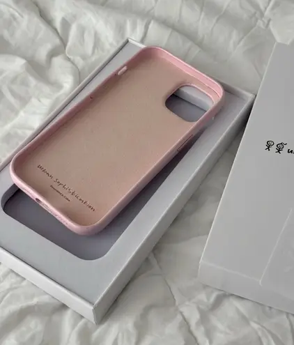 URBAN SOPHISTICATION IPHONE 15 BUBBLEGUM CASE Pink