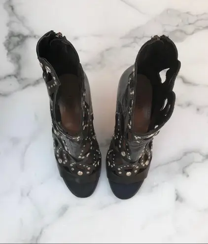 Alaia Azzedine women’s studded laser-cut cutout caged leather open-toe bootie 40