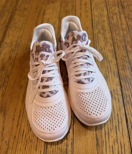 APL TechLoom Tracer Shoes Womens Size 7 Training Athletic Sneakers