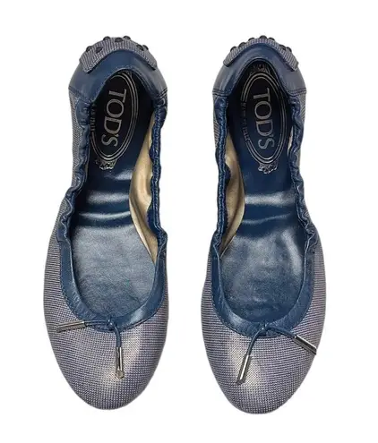 Tod's Tod’s Women’s Dee Laccetto Ballet Flat size 38.5 Blue Textured Leather