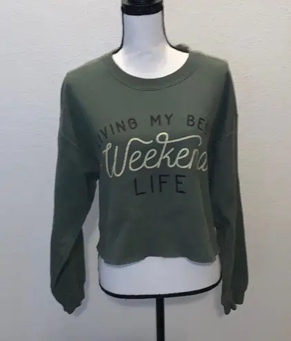 Cold Crush Living My Best Weekend Life Green Crop Pullover Sweatshirt - Image 1