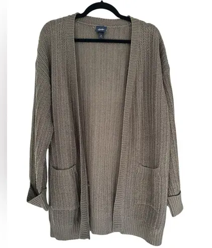 Daytrip  Ribbed Cardigan Sweater