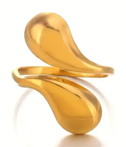Bold Gold Water Drop Adjustable Statement Ring – Modern Sculptural Design