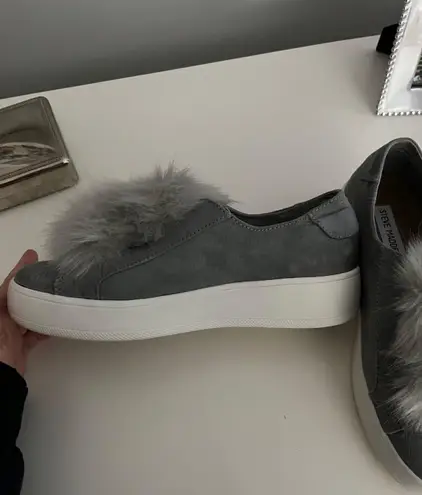 Steve Madden Pom Pom Sneakers