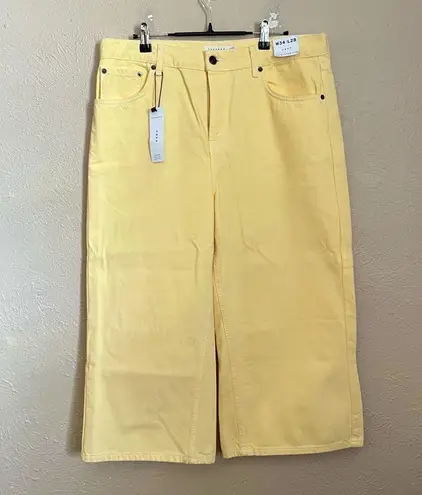 Topshop NWT  Yellow High Rise Crop Jeans US 12 Petite