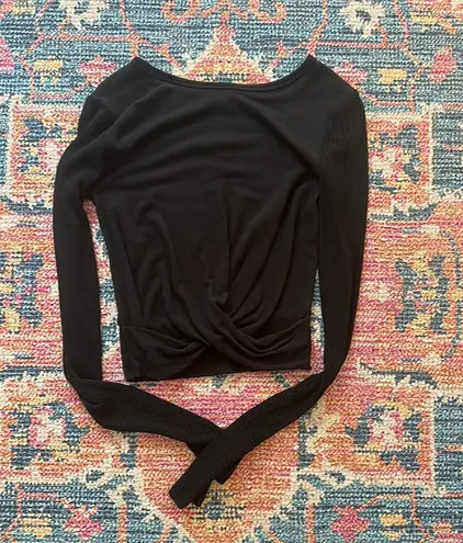 Alo Yoga Alo cross front long sleeve crop top