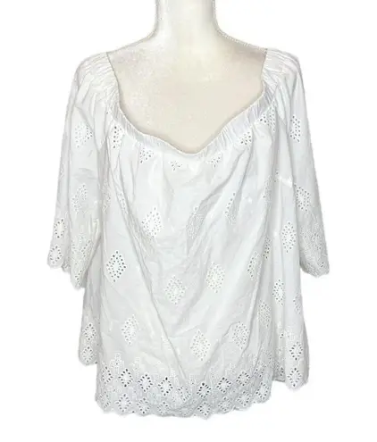 City Chic  Women's PLUS 18 Medium Peekaboo Eyelet Off the Shoulder Top White NWT