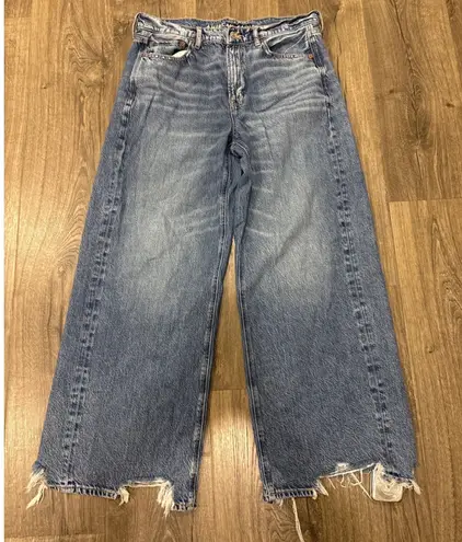 American Eagle Super Baggy Wide Leg Distressed Frayed Hem Jeans Women Size 10 Blue