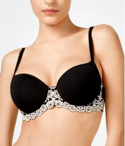 Wacoal  black bra with a white lace accent. Size 38DD