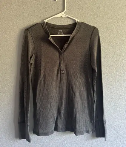 American Eagle Outfitters Long Sleeve