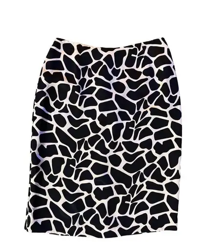 Inc international Petite Skirt Womens 6P Used 100% Silk Black Cream Short