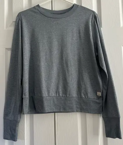 Vuori Vw133 daydream crew long sleeve shirt size medium