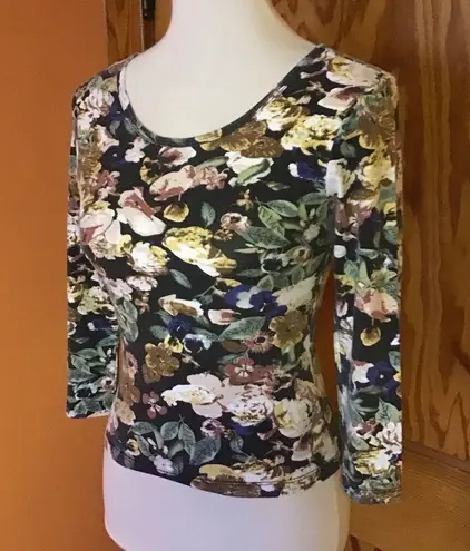 Rue 21 Tarea Y2K floral crop top