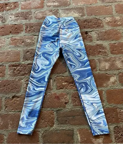 Carbon38 Marble Swirl Blue & White High