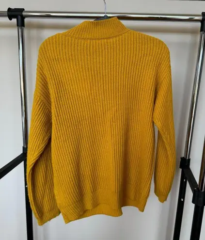 ASTR  The Label Sweater Turtleneck Knit Cutout Gold/Yellow