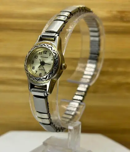 Milan Pretty Vintage Ladies Quartz Two Toned Stretch Bracelet Watch New Silver