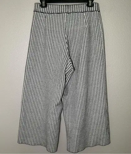 ZARA  black & white houndstooth knit wide leg cropped pants women’s size large