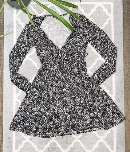 Forever 21 Black And White Wrap Mini Dress