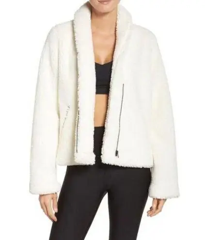 Alo Yoga  Cozy Up Faux Fur Crop Jacket in White teddy fleece zip up size Medium