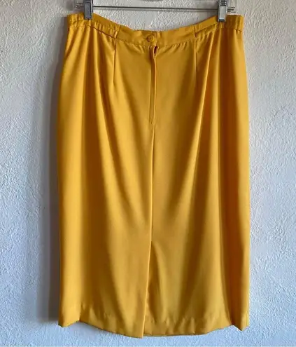 Butter yellow Polyester pencil skirt