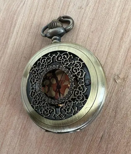 Steampunk Pocket Watch Beautiful Brass Color Case Scroll Motif Back White Dial