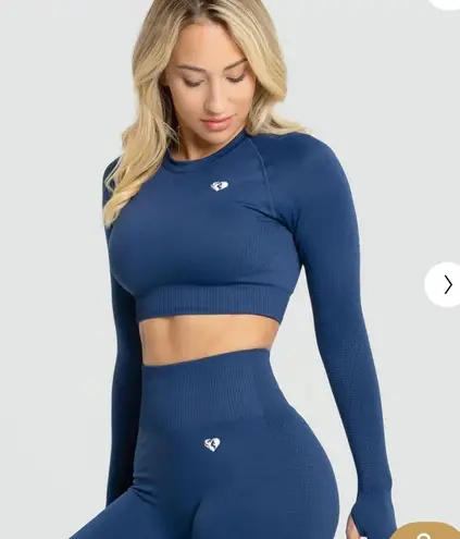 women's best Power Seamless Long Sleeve Crop Top in Sapphire Blue