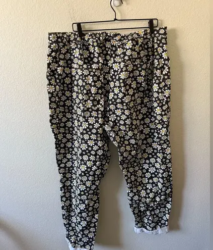 BIG BUD PRESS Pencil Pants Lazy Daisy Print Size 3XL Black