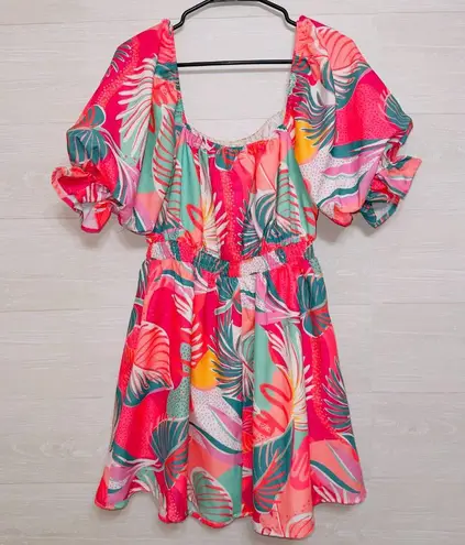 Fantastic Fawn Women's Size Medium Floral Print Puff Sleeve Mini Dress