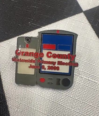 Orange County Statewide Primary Election June 6 2006 Lapel Pin Enamel collector Gray