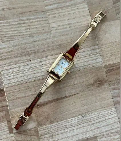 Belair Luxury Ladies Watch White Rectangular Dial Gold