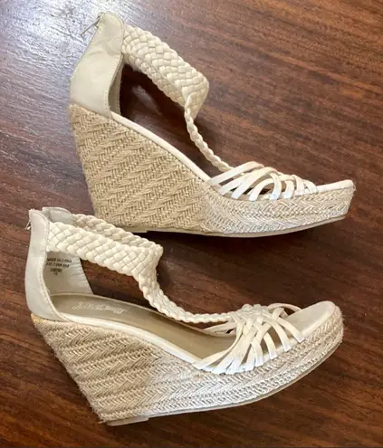 Brash ivory braided  t-strap wedges size 7.5