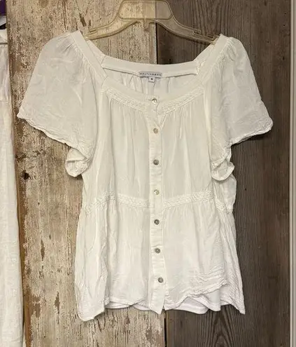 Baltic Born White Ruffled Short Sleeve Blouse