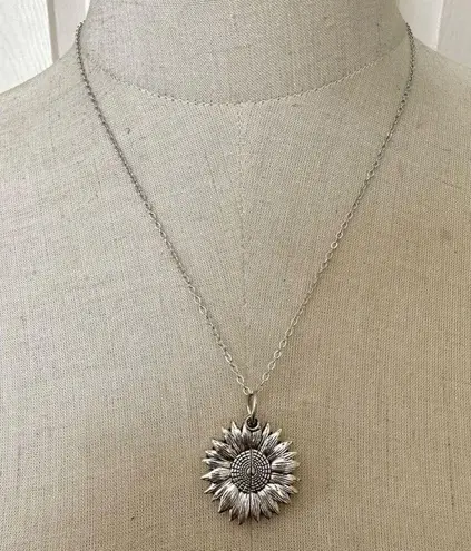 Silver tone you are my sunshine flower pendant necklace