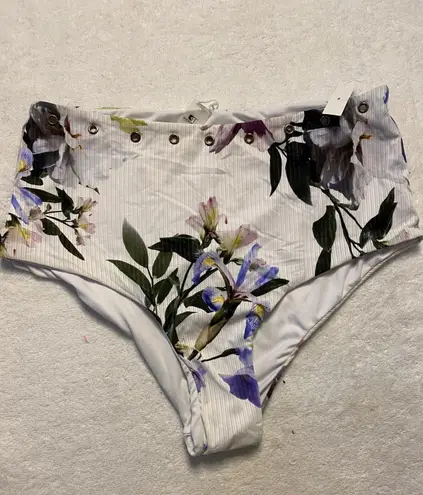 Tinibikini Size Medium 2 Piece Swimwear