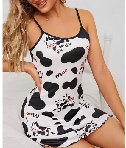 3 for $25. Women Sleepwear Dress M White Black Size M