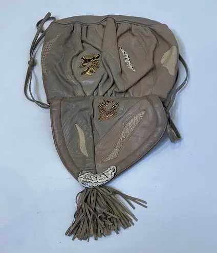 Sharif Crossbody Purse Snap Closure Tassel Leather Snakeskin EUC Gray Beige