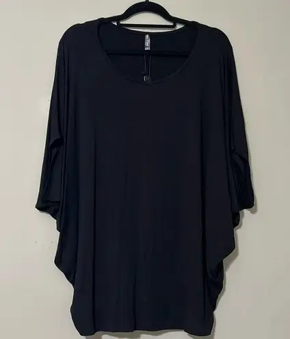 Lock and Love size XL women’s scoop neck short sleeve loose oversize black top