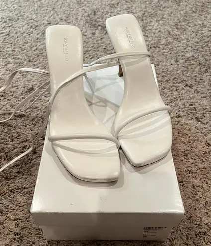 Tony Bianco Revolve  Jenna Sandal In White Sheep Napa