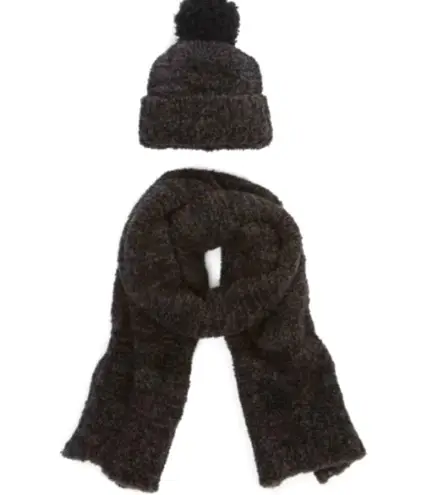 Barefoot Dreams NWT CozyChic Pom Pom Beanie & Scarf Set Espresso Cocoa
