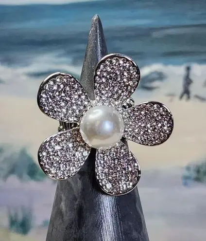 Silver Daisy Flower Stretch Ring Pave Crystal Faux Pearl