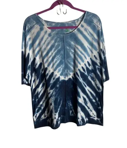Green Tea Size Large Blue White Tie Dye High Low Tee Soft Casual Oversized Boho