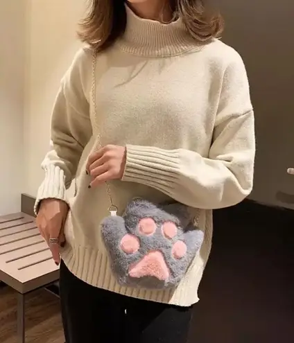 🆕Gray Faux Fur Cat Paw Crossbody Bag Purse Gray