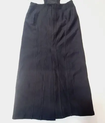 H:ours Zoraida Midi Dress in Black Medium