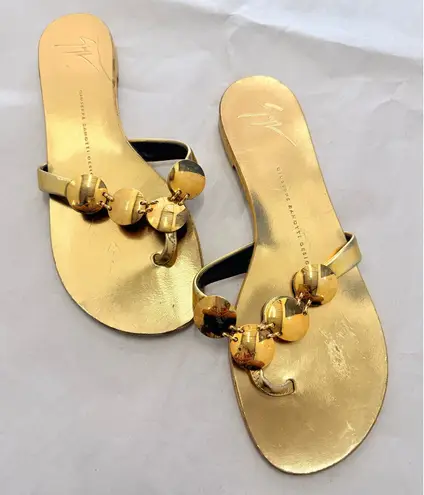 Giuseppe Zanotti Disc-Detailed Flat Thong Sandals Gold Metallic Leather Size 39