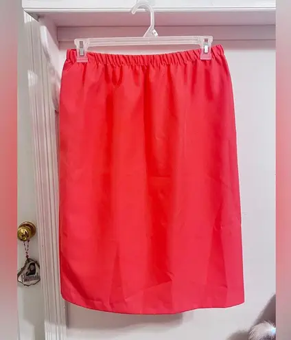 2 Piece Vintage Hot Pink Suit Set Gold Size 16