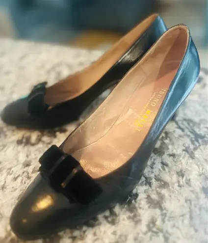 Bruno Magi classic pump / heel sz 8.5 Black