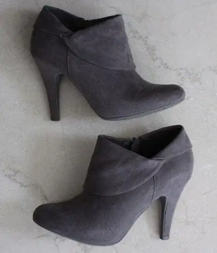 Rocket Dog K9 | Gray Folded Stiletto Bootie