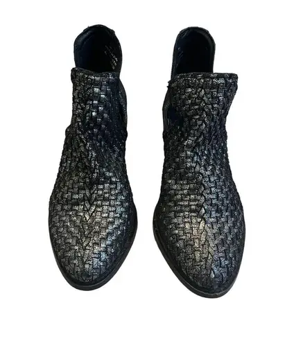 Very Volatile Malone Pewter Metallic Booties 6.5